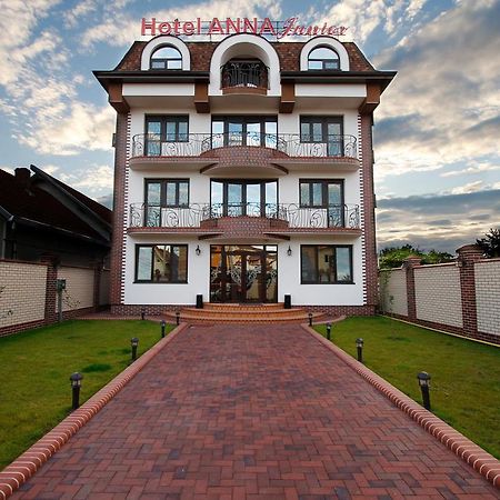 Hotel Anna Junior Târgu Jiu Exterior foto