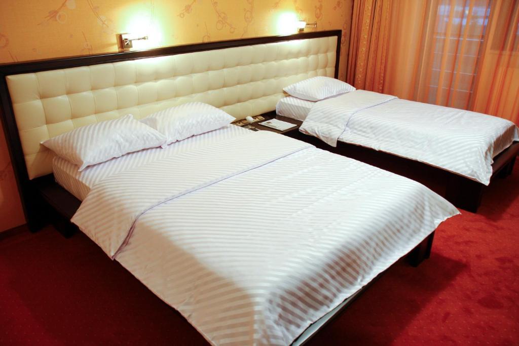 Hotel Anna Junior Târgu Jiu Zimmer foto