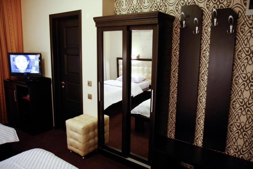 Hotel Anna Junior Târgu Jiu Zimmer foto